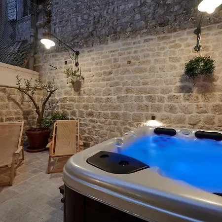 Kudelik - Stone Story Bed & Breakfast Trogir