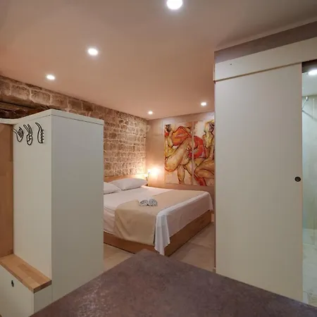 Kudelik - Stone Story Trogir