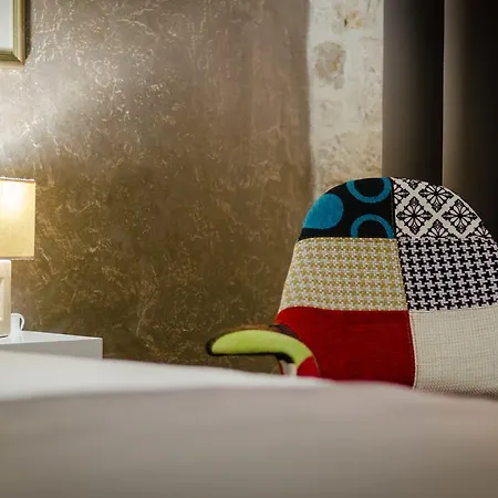 Couette-café Kudelik - Stone Story