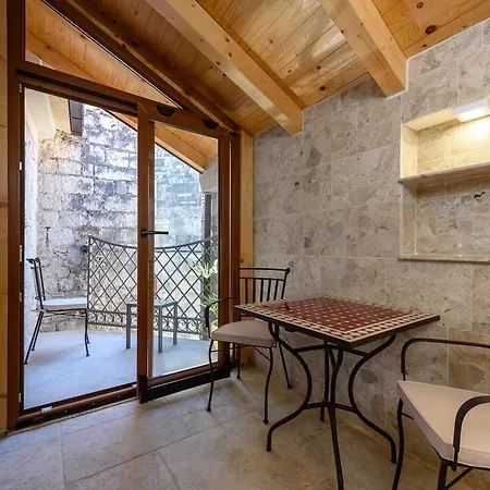 Bed & Breakfast Kudelik - Stone Story 4*