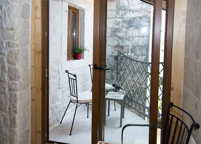 Kudelik - Stone Story Bed & Breakfast 4*
