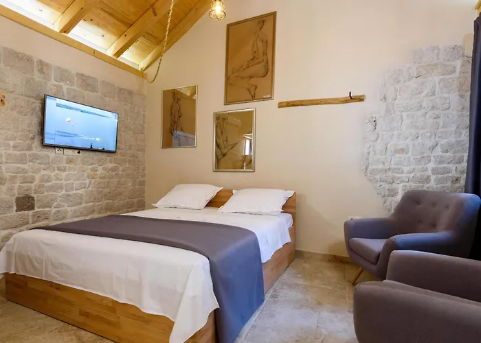 Bed & Breakfast Kudelik - Stone Story 4*