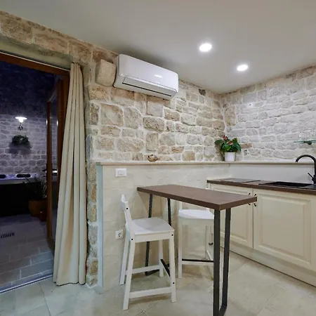 Bed and breakfast Kudelik - Stone Story Trogir