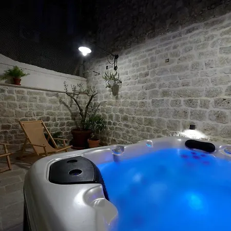 Villa Kudelik - Stone Story