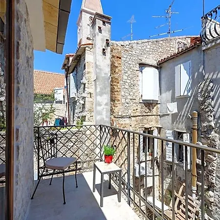 Bed and breakfast Kudelik - Stone Story 4*