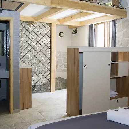 Kudelik - Stone Story Panzió