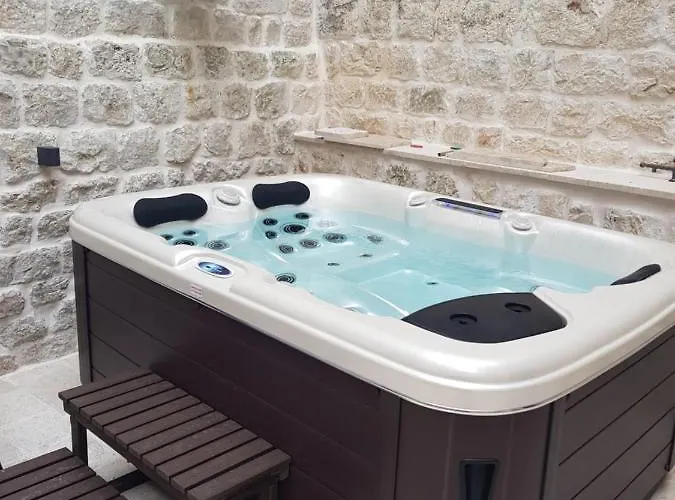 住宿加早餐酒店 Kudelik - Stone Story