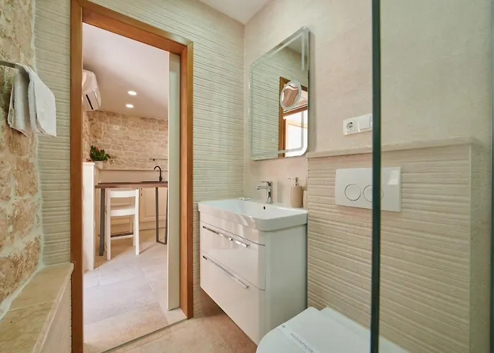 Bed and Breakfast Kudelik - Stone Story Τρογκίρ