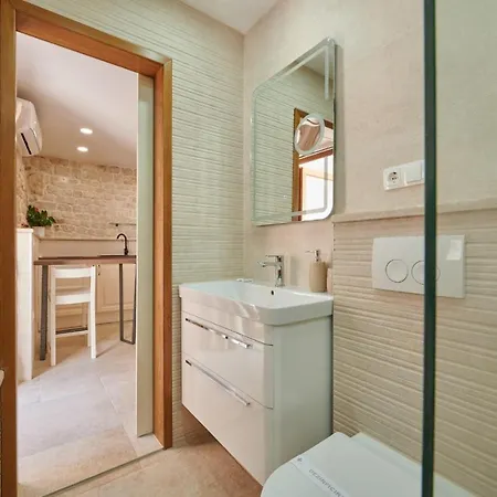 Bed & Breakfast Kudelik - Stone Story Traù